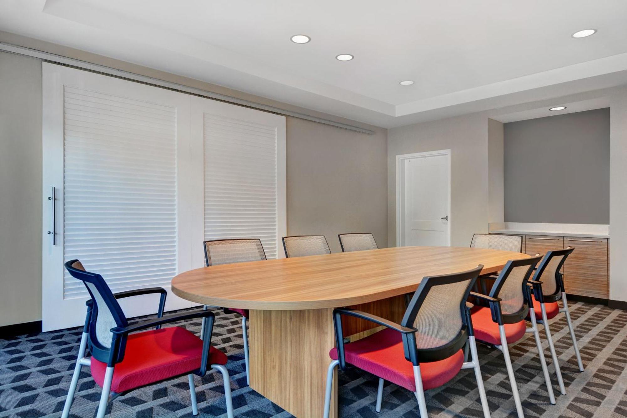 Towneplace Suites By Marriott Jacksonville East Екстериор снимка